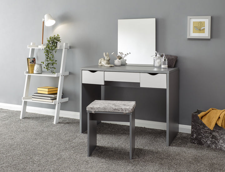 Dressing Tables - UK